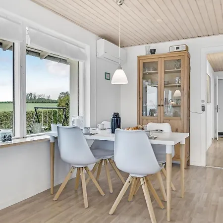 Three-bedroom Holiday In *